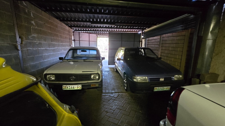 5 Bedroom Property for Sale in Navalsig Free State
